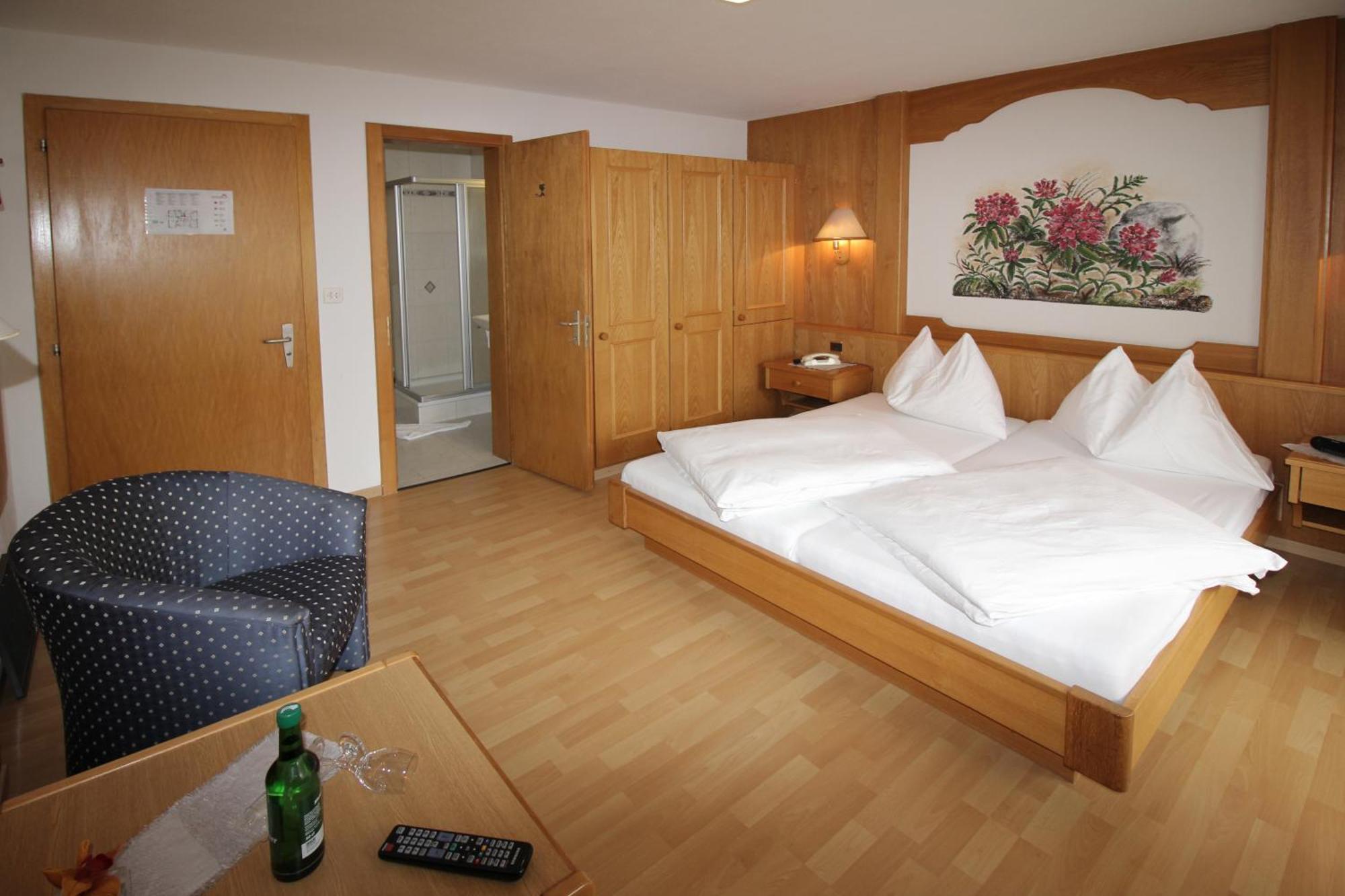 Hotel Restaurant Mattmarkblick Saas-Almagell Dış mekan fotoğraf