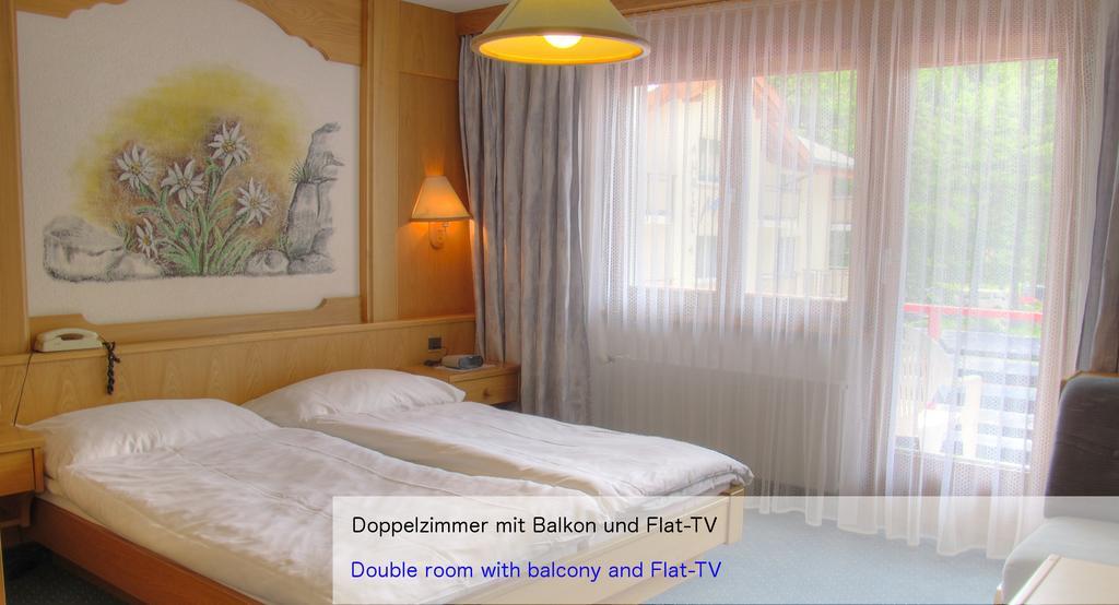 Hotel Restaurant Mattmarkblick Saas-Almagell Oda fotoğraf